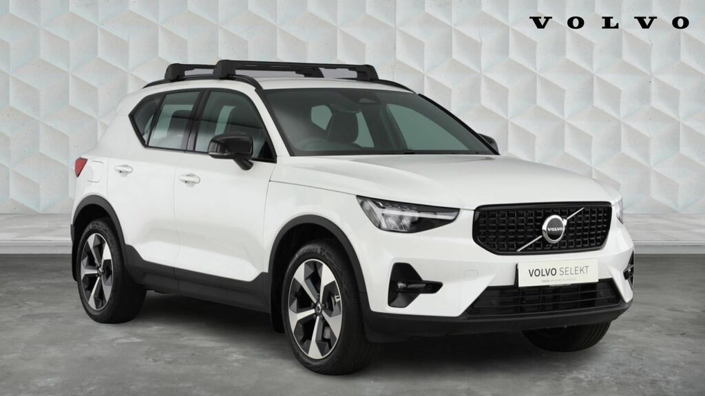 Volvo XC40 2.0 B3 Mhev Plus Dark Dct Euro 6 5-Door White