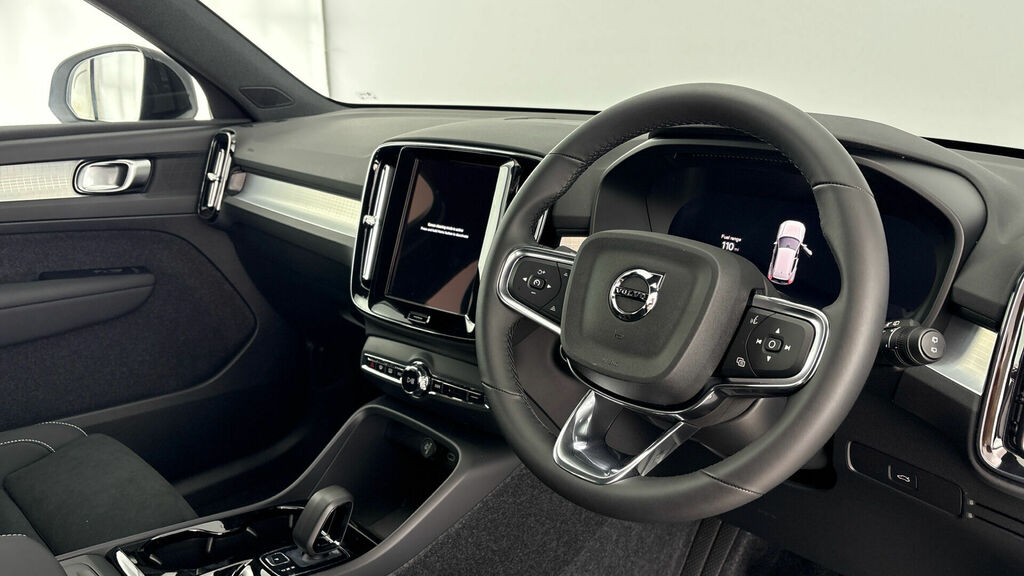 Volvo XC40 2.0 B3 Mhev Plus Dark Dct Euro 6 5-Door White #6
