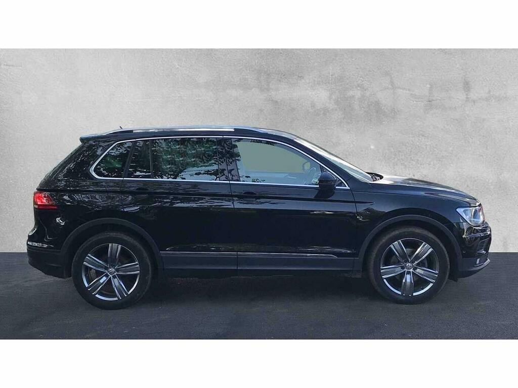 Volkswagen Tiguan 2.0 Tdi 150 R-line Tech Dsg Black #3