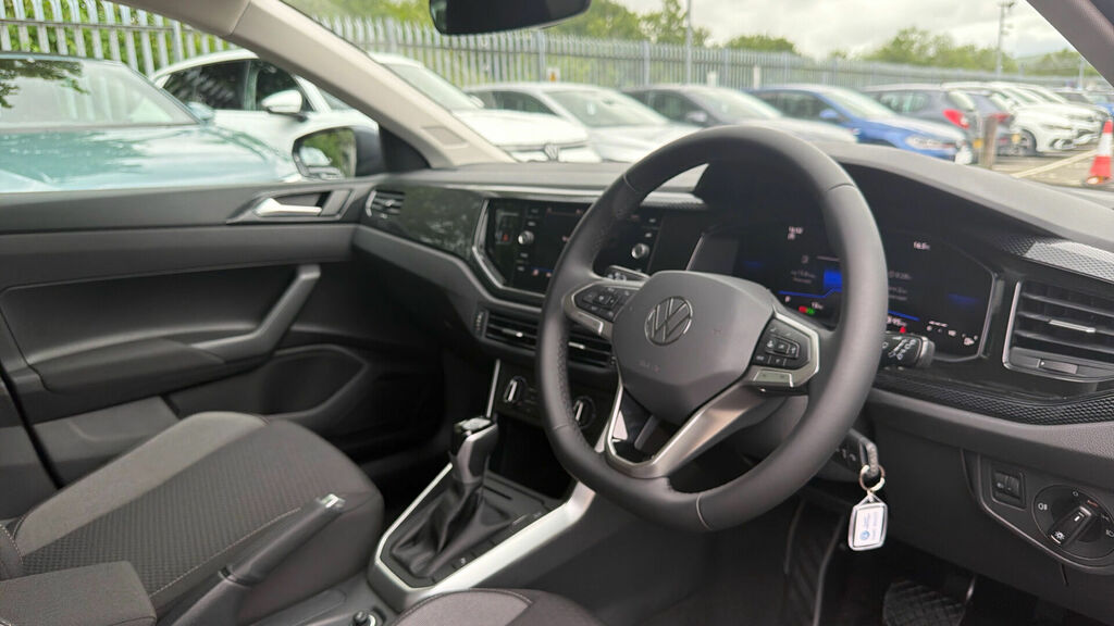 Volkswagen Polo 1.0 Tsi Life Black #13