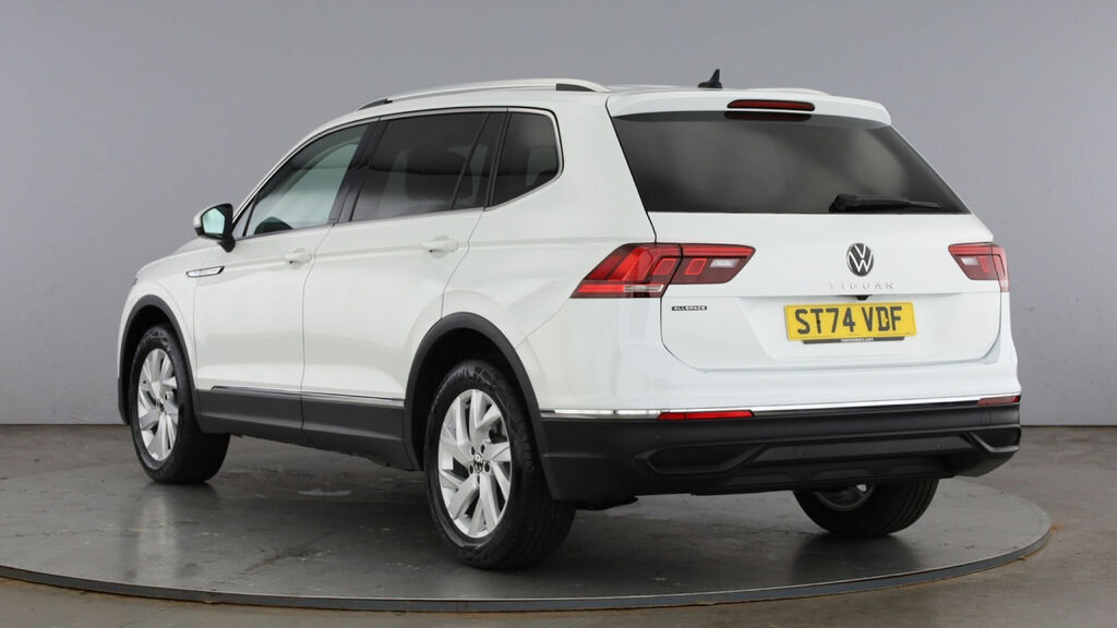 Volkswagen Tiguan Allspace Tsi Life Dsg Euro 6 5-Door ST74VDF White #3