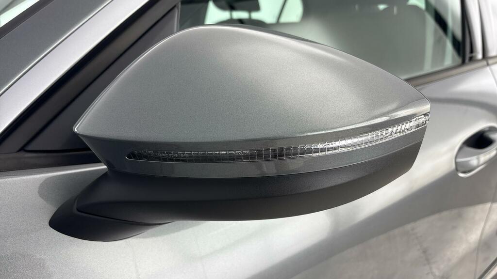 Volkswagen T-Roc 1.5 Tsi Match Black Roof Blue #11