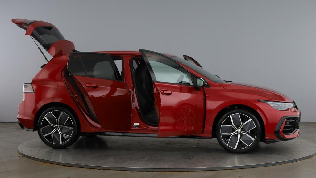 Volkswagen Golf Hatch Black Edition 1.5 Tsi 150 Ps 6-Speed  Red #6