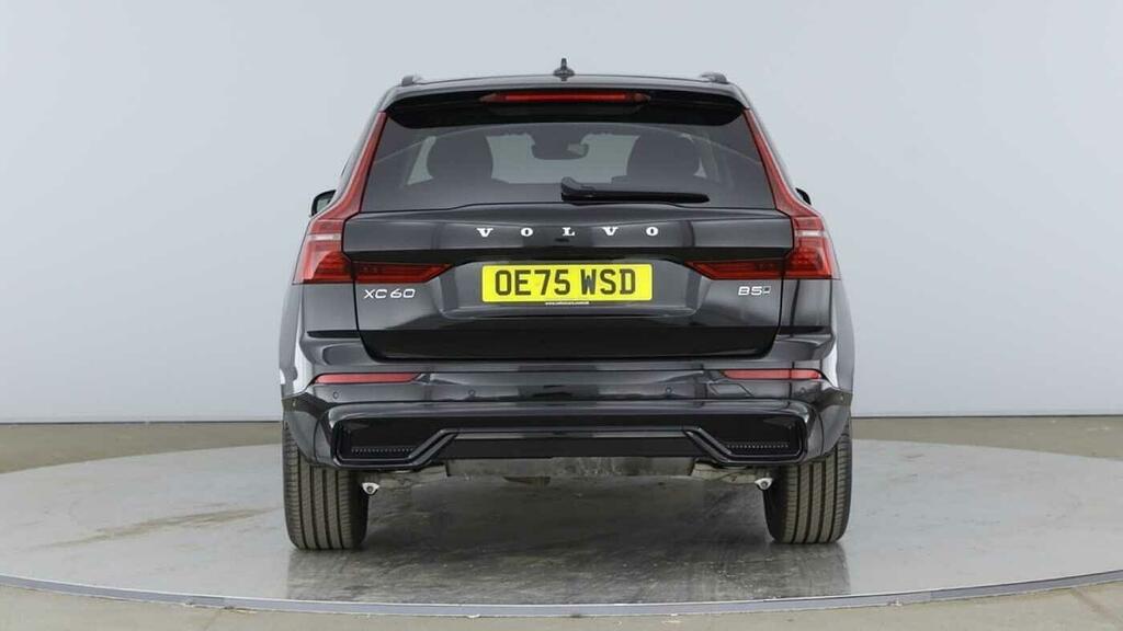 Volvo XC60 2.0 B5 Mhev Plus Euro 6 5-Door Black #4