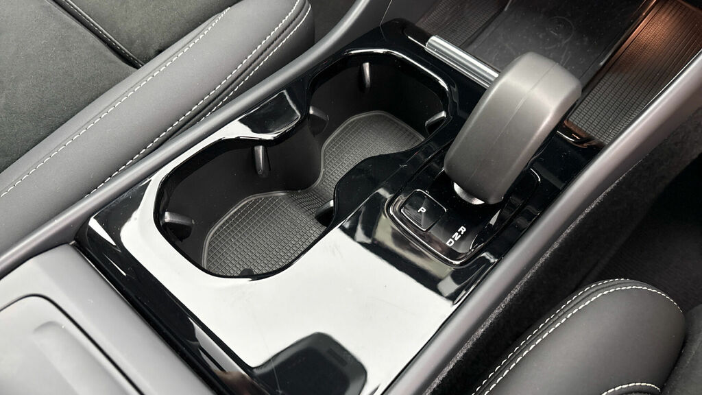 Volvo XC40 Recharge Plus, T4 Plug-in Hybrid, Black #23