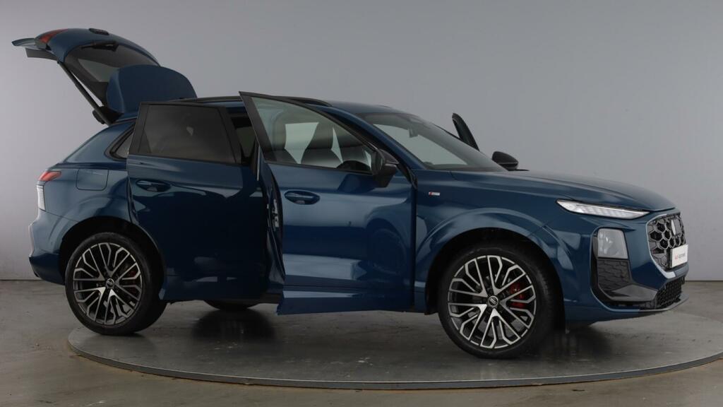 Audi Q3 Tfsi Edition 1 S Tronic Euro 6 5-Door Blue #6