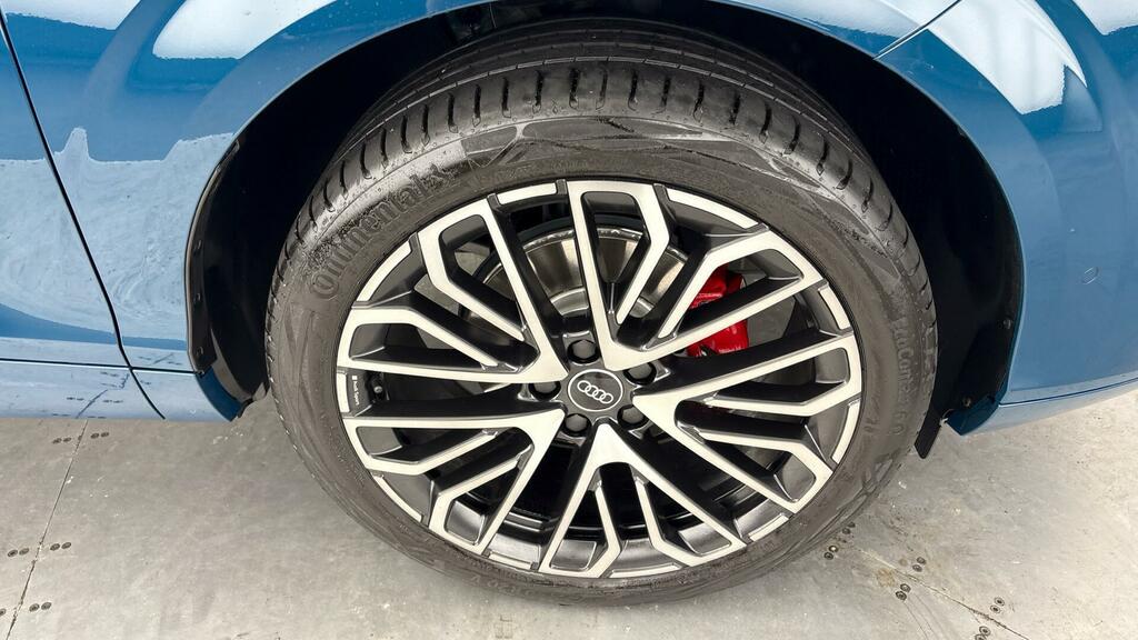 Audi Q3 Tfsi Edition 1 S Tronic Euro 6 5-Door Blue #4