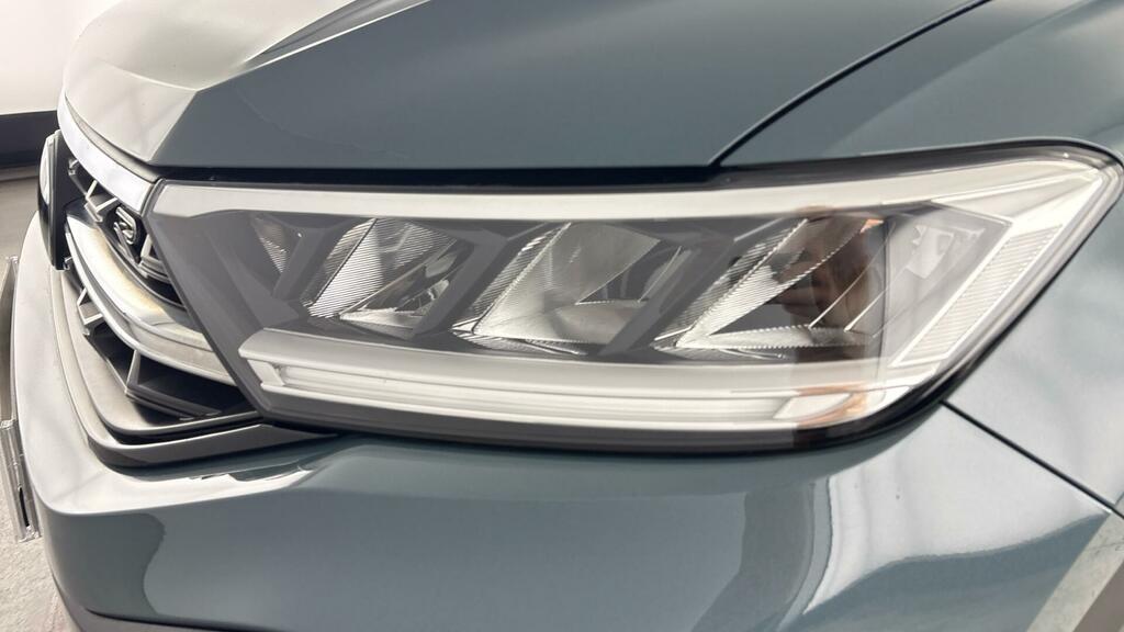 Volkswagen T-Roc 1.5 Tsi Life Dsg White #14