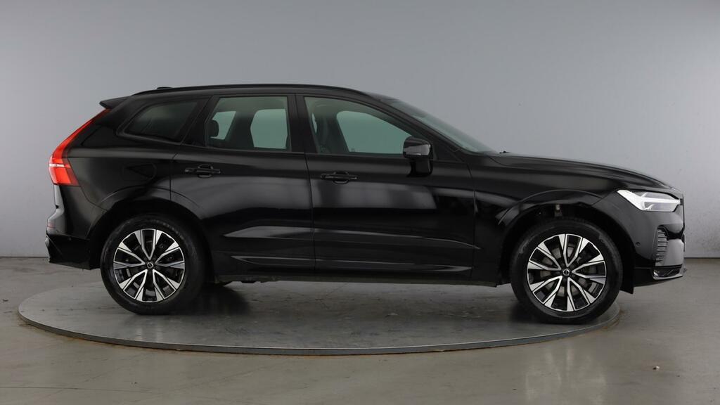 Volvo XC60 2.0 B4 Mhev Plus Euro 6 5-Door Black #3