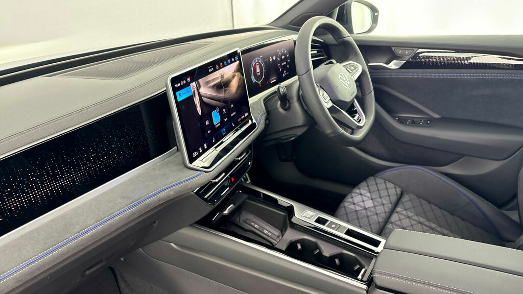Volkswagen Passat 2.0 Tsi R-line Dsg Euro 6 5-Door Grey #2