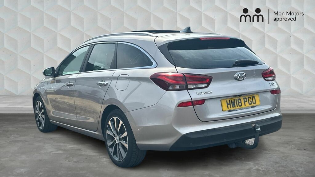 Hyundai I30 T-gdi Premium Se Tourer Euro 6 5-Door HW18PGO White #3