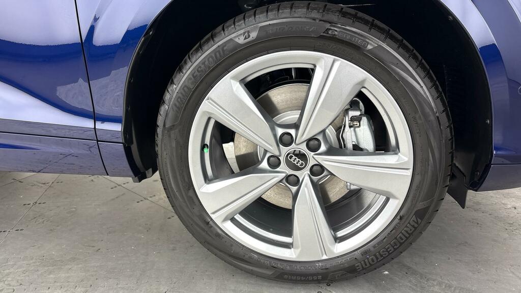Audi Q3 Sportback S Line E-hybrid 272 Ps S Tronic Blue #4