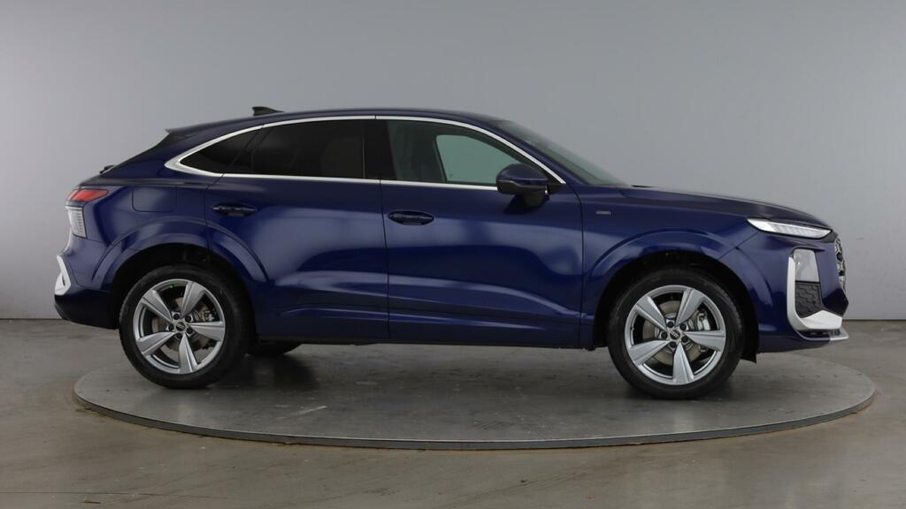 Audi Q3 Sportback S Line E-hybrid 272 Ps S Tronic Blue #3