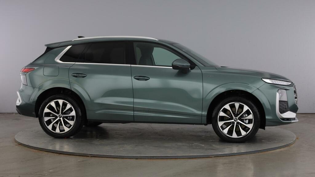 Audi Q3 Suv S Line E-hybrid 272 Ps S Tronic Green #3