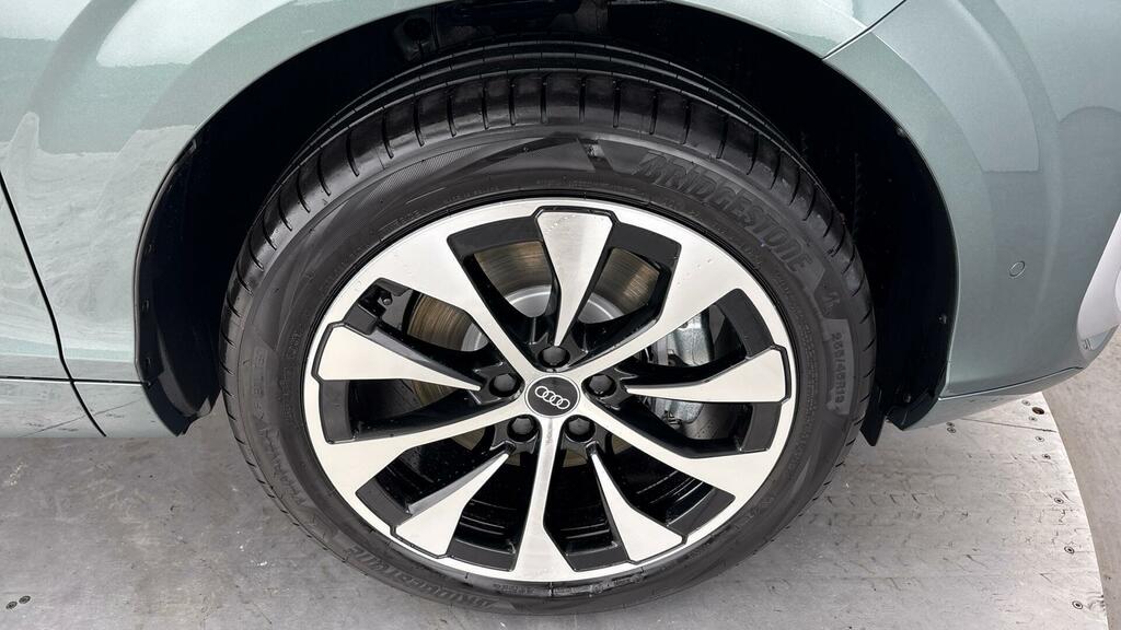 Audi Q3 Suv S Line E-hybrid 272 Ps S Tronic Green #4