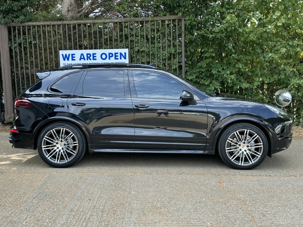 Porsche Cayenne 4.2 Td V8 S Euro 6 Black #2
