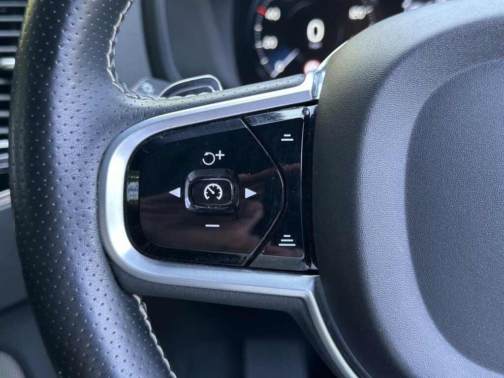 Volvo XC90 2018 2.0 T5 R-design Suv 4Wd Euro Black #49