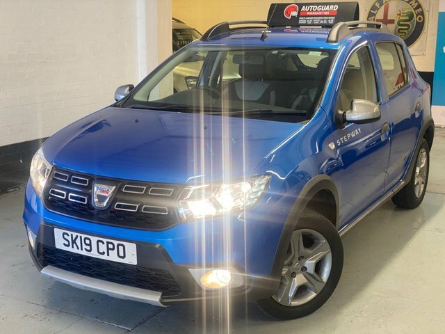 Dacia Sandero Stepway 0.9 Tce Comfort Hatchback Blue