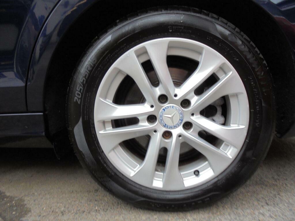 Mercedes-Benz C Class 2.1 C220 Cdi Amg Sport Edition Premium Plus 168 White #34