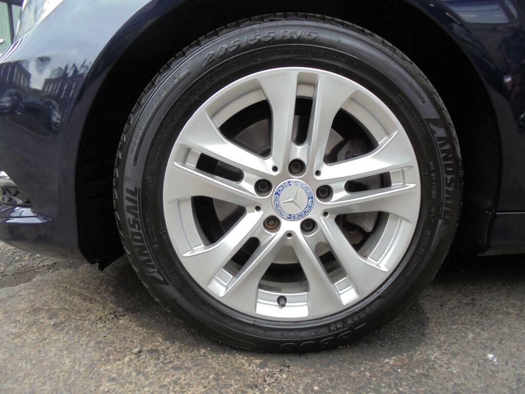 Mercedes-Benz C Class 2.1 C220 Cdi Amg Sport Edition Premium Plus 168 White #33