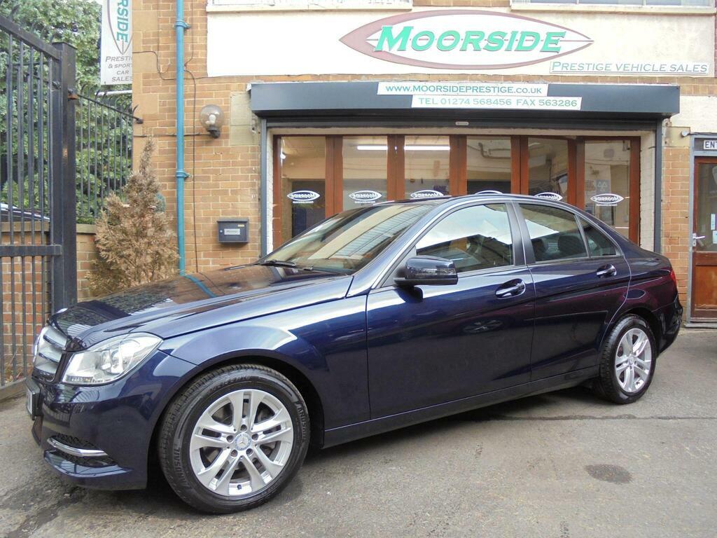 Mercedes-Benz C Class 2.1 C220 Cdi Amg Sport Edition Premium Plus 168 White #1