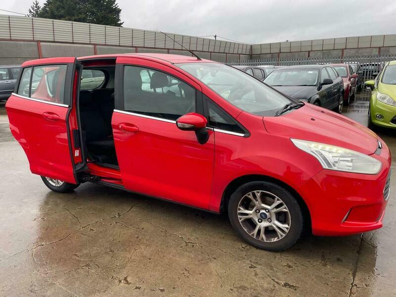 Ford B-Max 1.4 Zetec Euro 5 YD63DWG Red #6