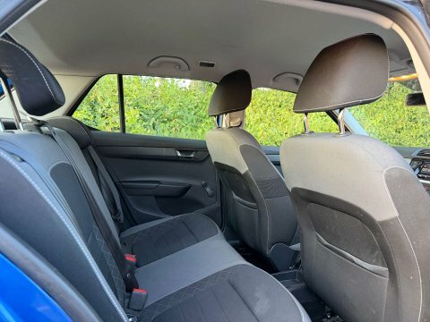 Skoda Fabia 1.0 Tsi Se Comfort White #12