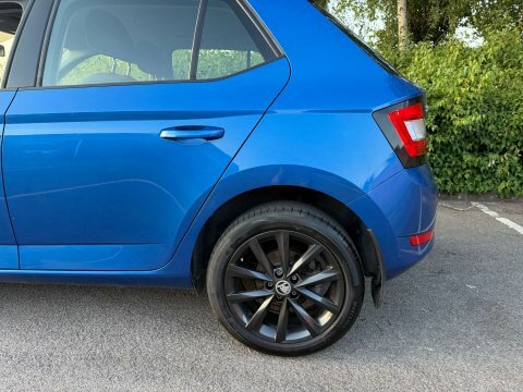 Skoda Fabia 1.0 Tsi Se Comfort White #21