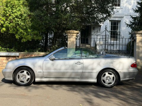 Mercedes-Benz CLK Convertible 1.8 Clk200 Kompressor Avantgarde Cabri Black #11