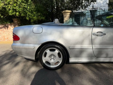 Mercedes-Benz CLK Convertible 1.8 Clk200 Kompressor Avantgarde Cabri Black #18
