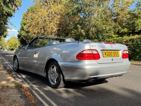 Mercedes-Benz CLK Convertible 1.8 Clk200 Kompressor Avantgarde Cabri Black #12