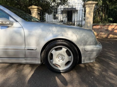 Mercedes-Benz CLK Convertible 1.8 Clk200 Kompressor Avantgarde Cabri Black #19