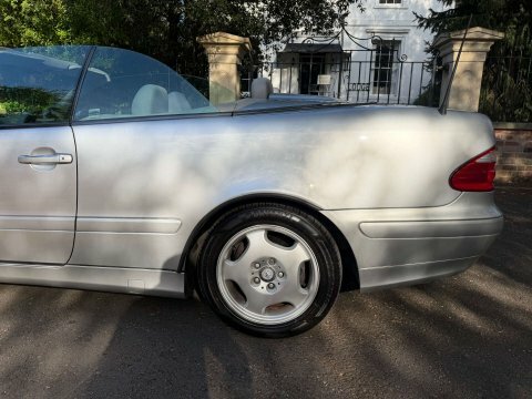 Mercedes-Benz CLK Convertible 1.8 Clk200 Kompressor Avantgarde Cabri Black #10