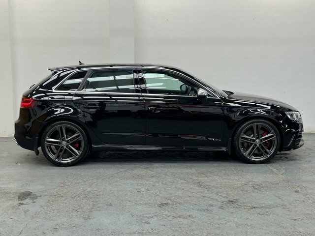 Audi S3 2.0 Tfsi Sportback S Tronic Quattro Black #2