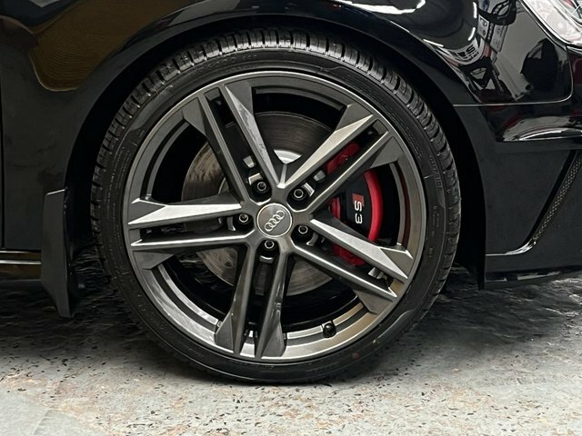 Audi S3 2.0 Tfsi Sportback S Tronic Quattro Black #5