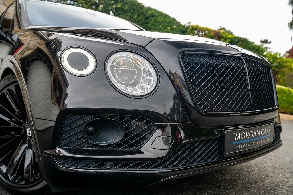 Bentley Bentayga Bentley Bentayga Estate 4.0 V8 Mulliner Driving Sp White #27