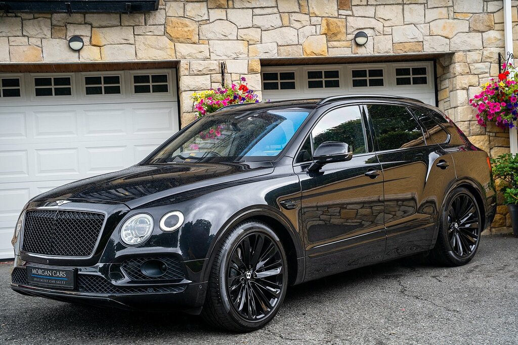 Bentley Bentayga Bentley Bentayga Estate 4.0 V8 Mulliner Driving Sp White #34