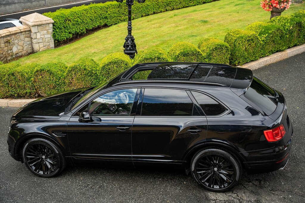 Bentley Bentayga Bentley Bentayga Estate 4.0 V8 Mulliner Driving Sp White #89