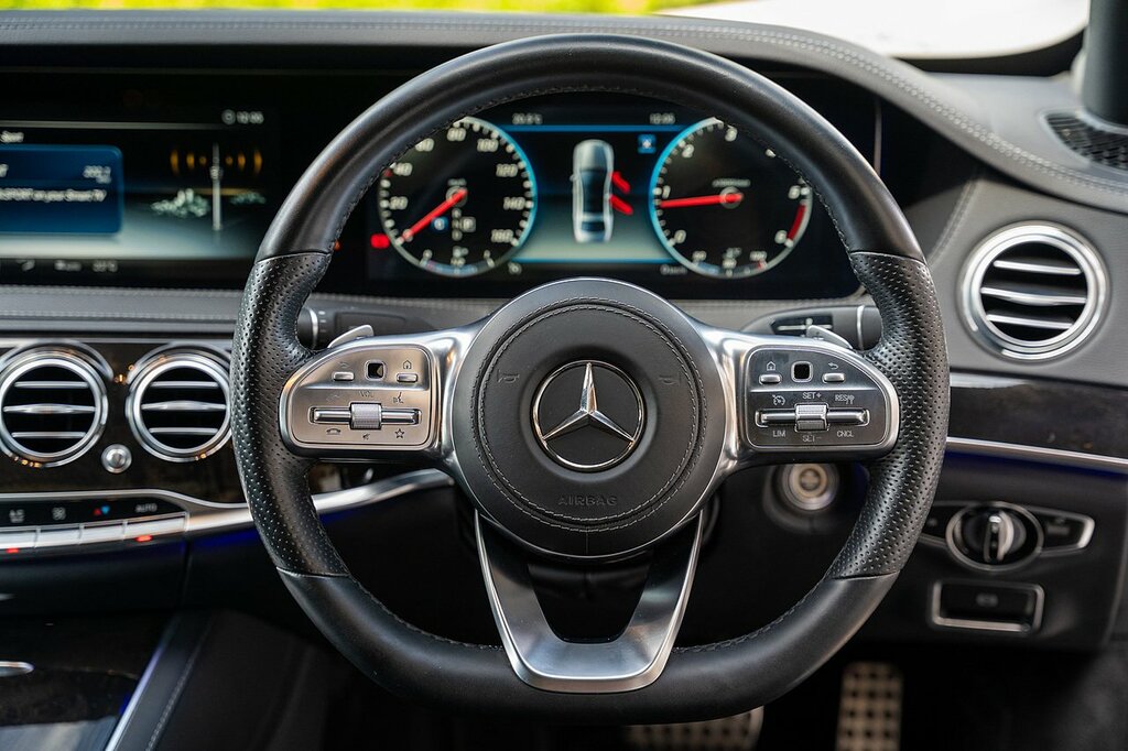 Mercedes-Benz S Class Coupe 4.0 S560 V8 Biturbo Amg Line Premium G-tro Silver #44