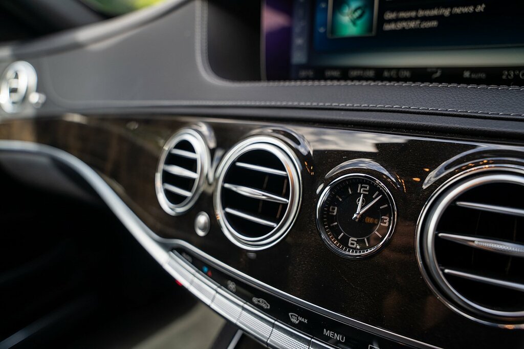 Mercedes-Benz S Class Coupe 4.0 S560 V8 Biturbo Amg Line Premium G-tro Silver #52