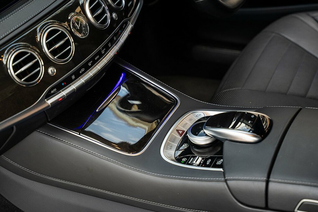 Mercedes-Benz S Class Coupe 4.0 S560 V8 Biturbo Amg Line Premium G-tro Silver #63