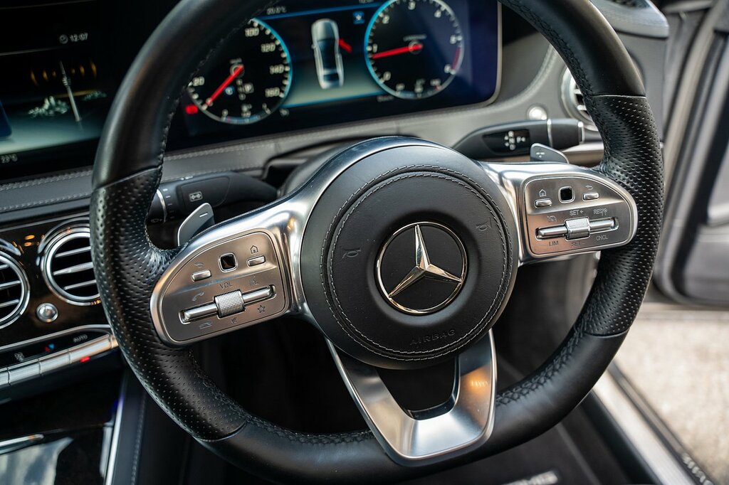 Mercedes-Benz S Class Coupe 4.0 S560 V8 Biturbo Amg Line Premium G-tro Silver #54