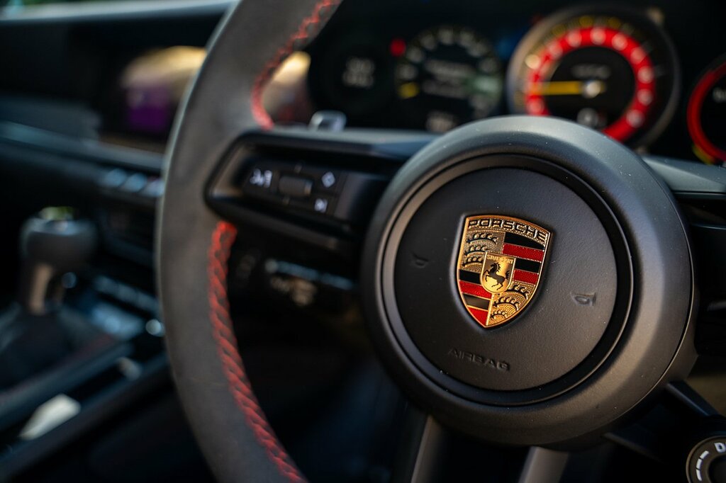Porsche 911 3.7T 992 Sport Classic Coupe 5 Green #58