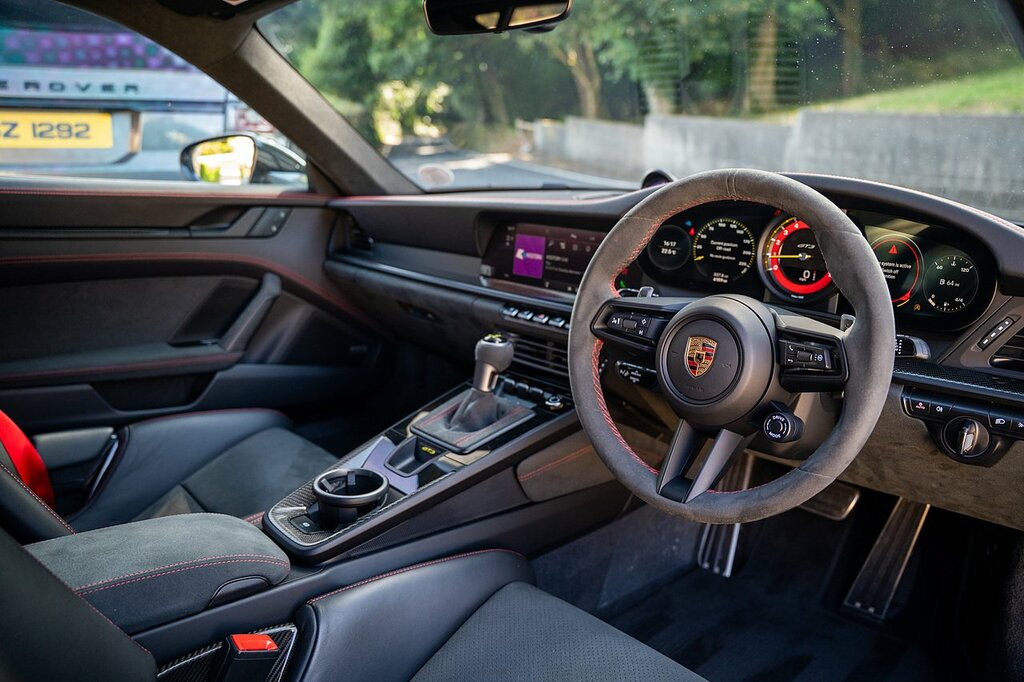 Porsche 911 3.7T 992 Sport Classic Coupe 5 Green #42