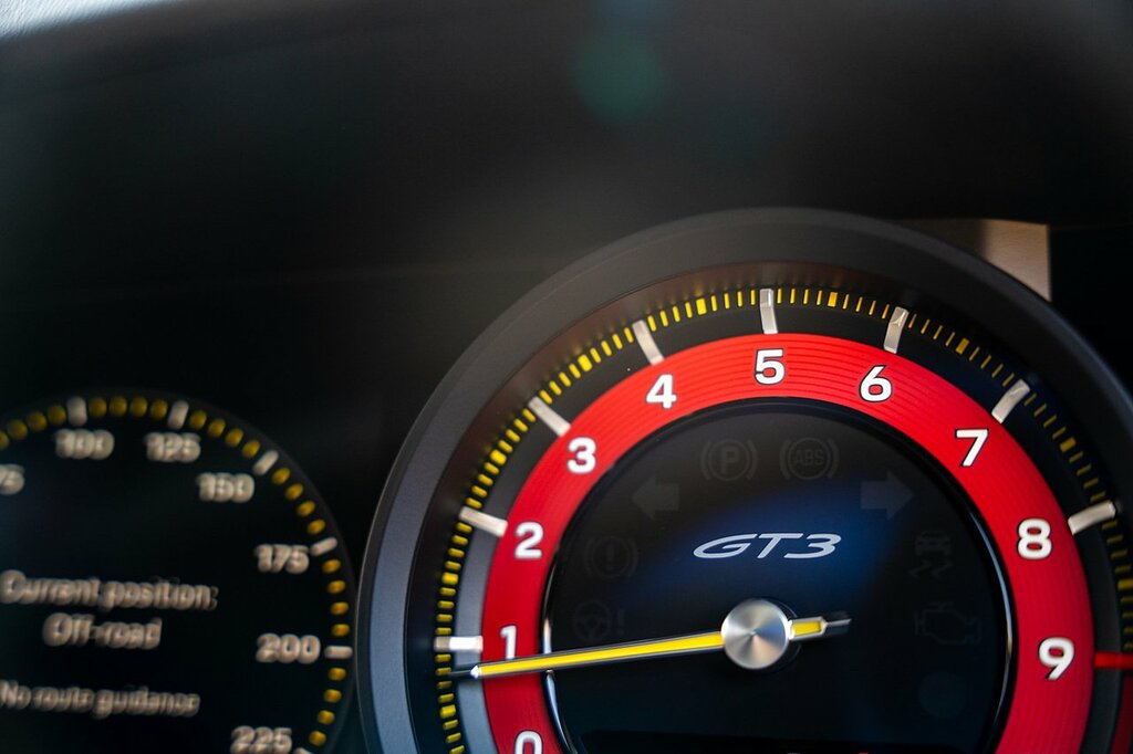 Porsche 911 3.7T 992 Sport Classic Coupe 5 Green #85