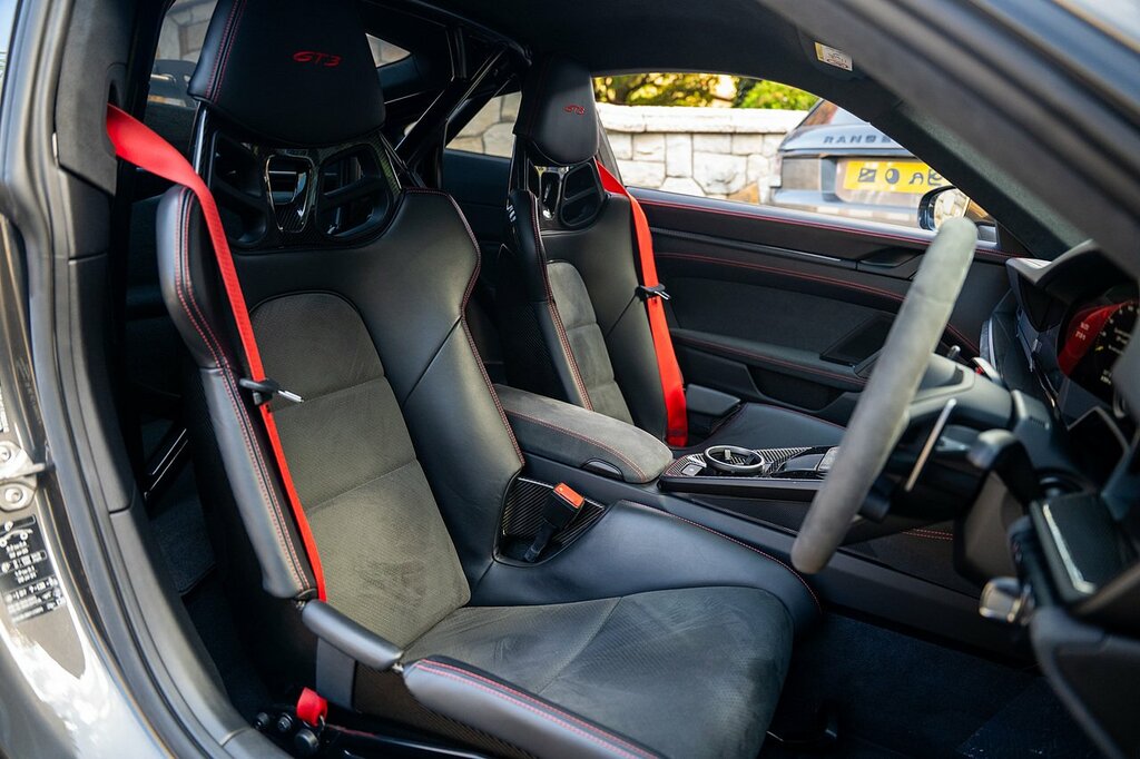 Porsche 911 3.7T 992 Sport Classic Coupe 5 Green #44