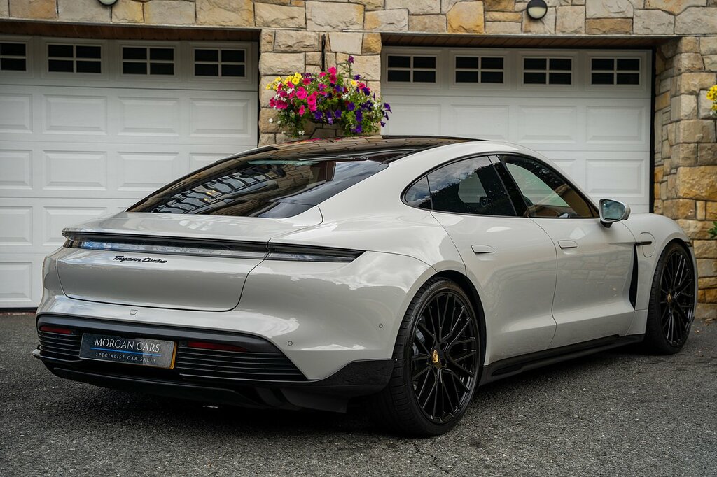 Porsche Taycan Taycan Turbo S Cross Turismo Black #20
