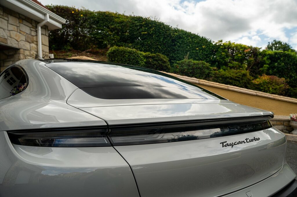 Porsche Taycan Taycan Turbo S Cross Turismo Black #12