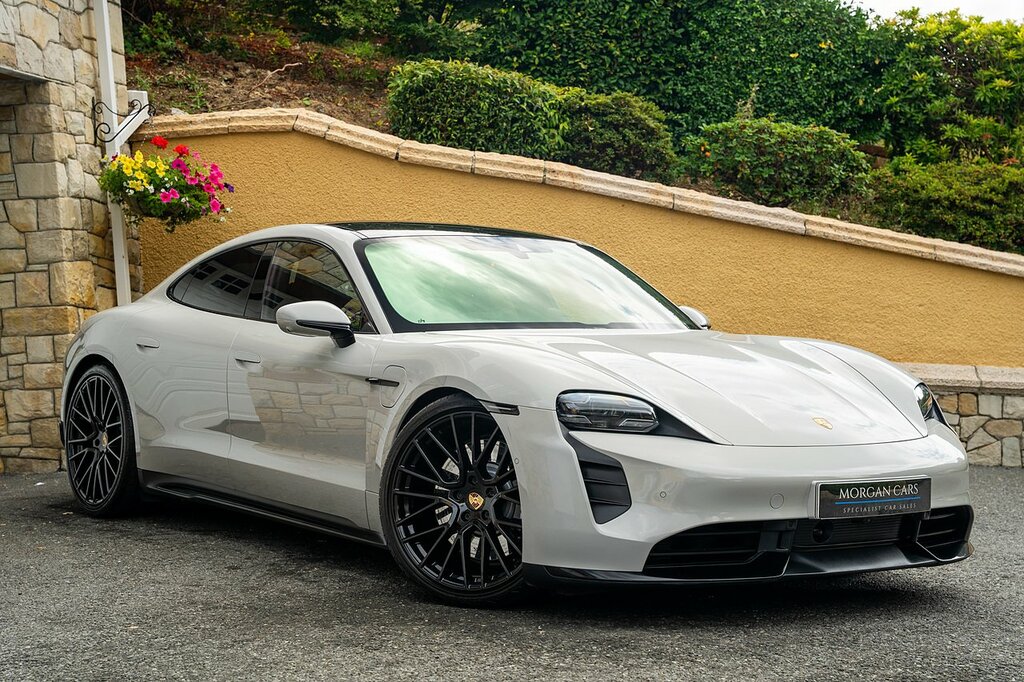 Porsche Taycan Taycan Turbo S Cross Turismo Black #23