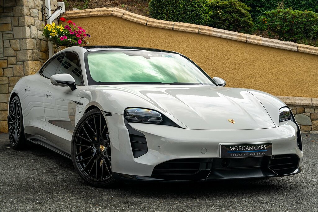 Porsche Taycan Taycan Turbo S Cross Turismo Black #24